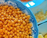 Foto del paso 2 de la receta: Salchichas con tomate y puré de garbanzos