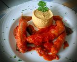 Foto del paso 3 de la receta: Salchichas con tomate y puré de garbanzos