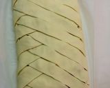 Foto del paso 4 de la receta: Trenza de hojaldre con foie, puerros y calabacín