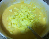 Foto del paso 5 de la receta: Bizcocho de manzana y naranja con yogur