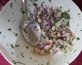 Foto del paso 3 de la receta: Ceviche de salmón y cebolla morada