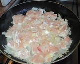 Foto del paso 2 de la receta: Zapallitos italianos rellenos de pollo y mazamorra