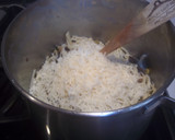 Foto del paso 7 de la receta: Tallarines con rovellones y guisantes