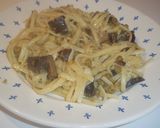 Foto del paso 8 de la receta: Tallarines con rovellones y guisantes