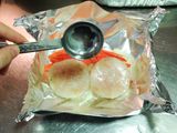 Papillote de merluza con salsa de "misomayo"