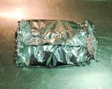 Foto del paso 8 de la receta: Papillote de merluza con salsa de "misomayo"