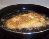Foto del paso 6 de la receta: Pescadilla rebozada con maíz frito