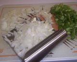 Foto del paso 2 de la receta: Tortilla de cebolla y pimiento verde