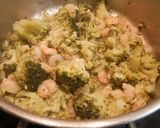 Foto del paso 3 de la receta: Pasta con gambas y brócoli