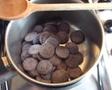 Foto del paso 2 de la receta: Bombones de higo rellenos con chocolate negro