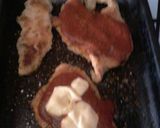 Foto del paso 3 de la receta: Milanesa de pollo a la napolitana