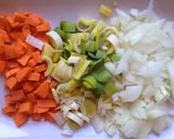 Foto del paso 4 de la receta: Rebozado de coliflor con crema de puerros