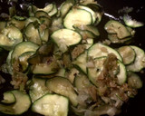 Foto del paso 1 de la receta: Revuelto de zapallitos zucchinis