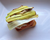 Foto del paso 10 de la receta: Pincho de rebozado de pechuga de pollo con nueces y queso brie