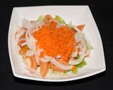 Foto del paso 3 de la receta: Ensalada de cangrejo y bonito