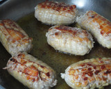 Foto del paso 1 de la receta: Muslitos de pollo rellenos en salsa de verduras