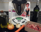 Foto del paso 1 de la receta: Ternera a la jardinera en Thermomix