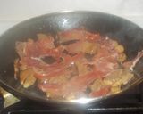 Foto del paso 3 de la receta: Tortilla de jamón serrano, setas y queso