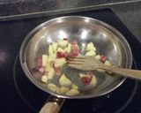 Foto del paso 3 de la receta: Espinacas con serrano y manzana