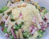 Foto del paso 2 de la receta: Ensalada con aguacate y sémola