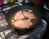 Foto del paso 1 de la receta: Carne con leche