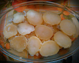 Foto del paso 1 de la receta: Gratinado de patatas con bacalao y huevos duros