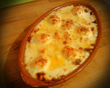 Foto del paso 5 de la receta: Gratinado de patatas con bacalao y huevos duros