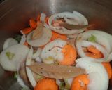 Foto del paso 2 de la receta: Escabeche de pollo