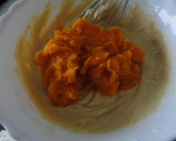Foto del paso 4 de la receta: Corona de calabaza y piñones casera