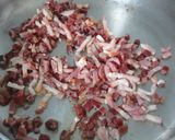 Foto del paso 1 de la receta: Arroz con jamón, beicon y sobrasada
