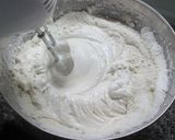 Foto del paso 2 de la receta: Bizcocho húmedo con cubanitos bañados en chocolate