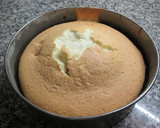 Foto del paso 4 de la receta: Bizcocho húmedo con cubanitos bañados en chocolate