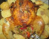 Foto del paso 5 de la receta: Pollo relleno con patatas jugosas
