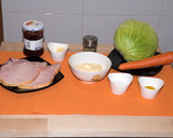 Foto del paso 1 de la receta: Chuletas de sajonia agridulces y ensalada de col