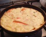 Foto del paso 9 de la receta: Tortilla de papas y vegetales con tocineta