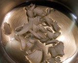 Foto del paso 1 de la receta: Salsa de setas rápida para acompañar carne