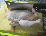Foto del paso 1 de la receta: Pollo con patatas asadas en la parrilla del horno