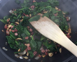 Foto del paso 5 de la receta: Espinacas con jamón y champiñones 