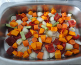 Foto del paso 2 de la receta: Picantones con verduras al horno