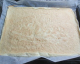 Foto del paso 2 de la receta: Pionono arrollado con crema de maíz dulce