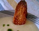 Foto del paso 3 de la receta: Crema de calabacín con pan horneado