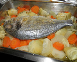 Foto del paso 5 de la receta: Dorada al horno con verduras