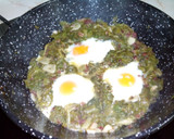 Foto del paso 1 de la receta: Cazuela de acelgas, jamón y huevos