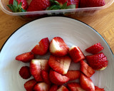 Foto del paso 3 de la receta: Frutillas con chantilly