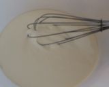 Foto del paso 2 de la receta: Crema chantilly para decorar tortas