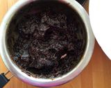 Foto del paso 4 de la receta: Cuadraditos de hojaldre con ciruelas secas