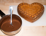 Foto del paso 7 de la receta: Tarta corazón de fondant San Valentín