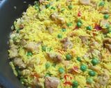 Foto del paso 5 de la receta: Arroz seco con daditos de lomo de cerdo