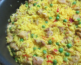 Foto del paso 5 de la receta: Arroz seco con daditos de lomo de cerdo