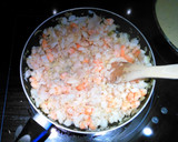 Foto del paso 3 de la receta: Creps rellenos de bacalao, gambas